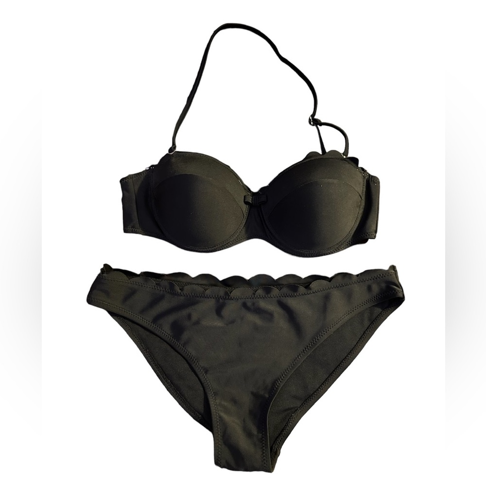 SHEIN Scalloped Black Swimsuit One Strap Very Stretchy Never Worn